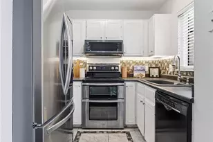 918 Summer Dr, Highlands Ranch, CO 80126 - Photo 9