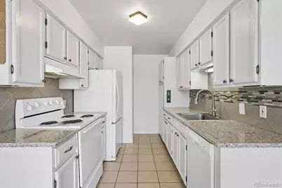 3121 S Tamarac Drive #208H, Denver, CO 80231 - Photo 9