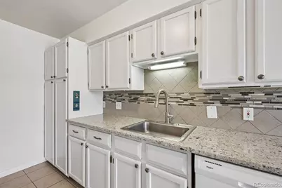 3121 S Tamarac Drive #208H, Denver, CO 80231 - Photo 11