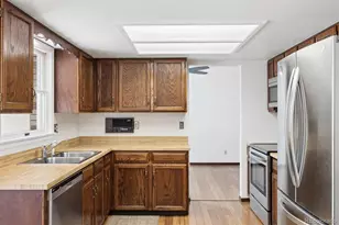 1302 S Billings St, Aurora, CO 80012 - Photo 13