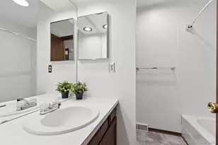 1302 S Billings St, Aurora, CO 80012 - Photo 29