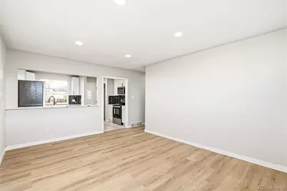 6890 Ivanhoe Street, Commerce City, CO 80022 - Photo 5