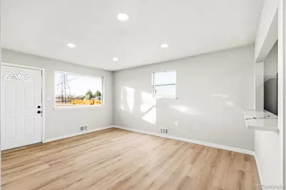 6890 Ivanhoe Street, Commerce City, CO 80022 - Photo 3