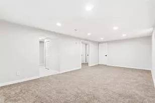 6890 Ivanhoe St, Commerce City, CO 80022 - Photo 17