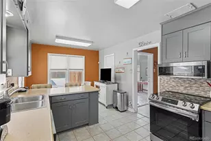 1385 Dayton St, Aurora, CO 80010 - Photo 9