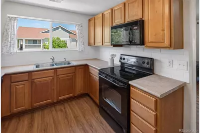 4825 Hahns Peak Drive #202, Loveland, CO 80538 - Photo 5