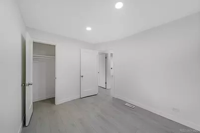 2921 Jasmine Street, Denver, CO 80207 - Photo 9