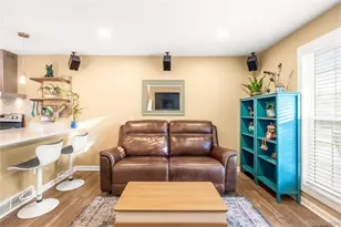3250 S Holland Way, Lakewood, CO 80227 - Photo 5