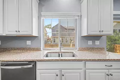 10537 Racine Way, Commerce City, CO 80022 - Photo 13