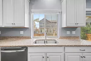 10537 Racine Way, Commerce City, CO 80022 - Photo 13