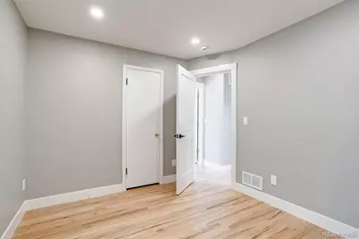 2323 N Niagara Street, Denver, CO 80207 - Photo 15