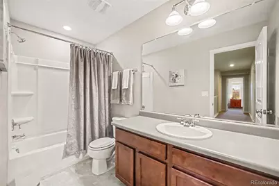 10139 E 25th Drive, Aurora, CO 80010 - Photo 11