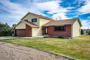 55004 E Bison Dr, Strasburg, CO 80136 - Photo 1