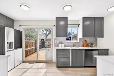 4419 W Ponds Circle, Littleton, CO 80123 - Photo 11