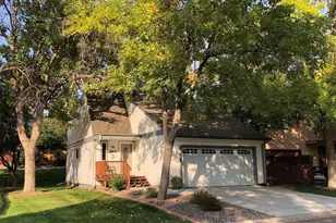 995 W Peakview Cir, Littleton, CO 80120 - Photo 1