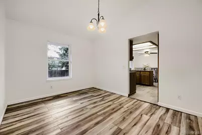 554 S Kittredge Way, Aurora, CO 80017 - Photo 9
