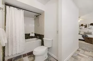 554 S Kittredge Way, Aurora, CO 80017 - Photo 17