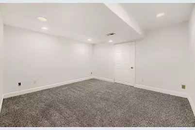 554 S Kittredge Way, Aurora, CO 80017 - Photo 23