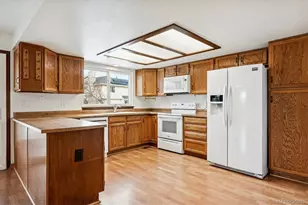 533 Old Stone Dr, Highlands Ranch, CO 80126 - Photo 9