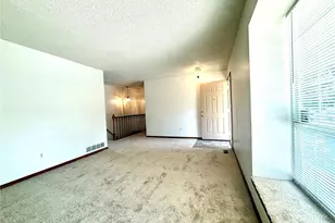 17449 E Asbury Cir, Aurora, CO 80013 - Photo 5