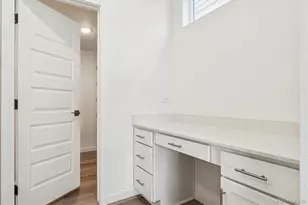 9167 Blue Needle Ln, Englewood, CO 80112 - Photo 9