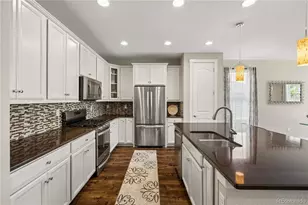 24347 E Long Dr, Aurora, CO 80016 - Photo 9