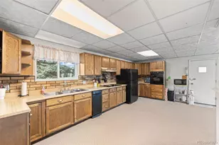 11349 Marion St, Northglenn, CO 80233 - Photo 9