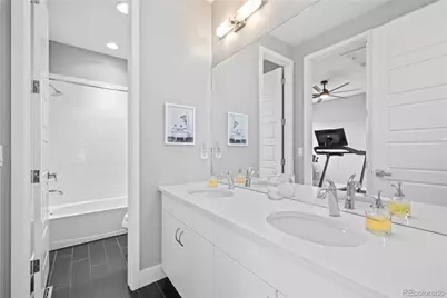 8659 E 54th Avenue, Denver, CO 80238 - Photo 33