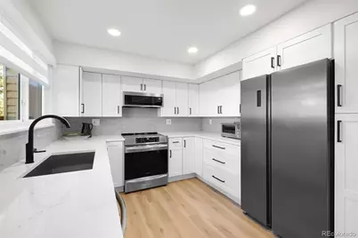 4202 E Maplewood Way, Centennial, CO 80121 - Photo 5