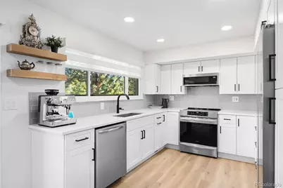 4202 E Maplewood Way, Centennial, CO 80121 - Photo 15