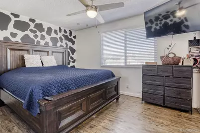 5303 Elkhart, Denver, CO 80239 - Photo 17