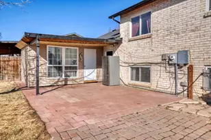 5303 Elkhart, Denver, CO 80239 - Photo 5