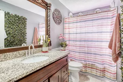 5303 Elkhart, Denver, CO 80239 - Photo 21