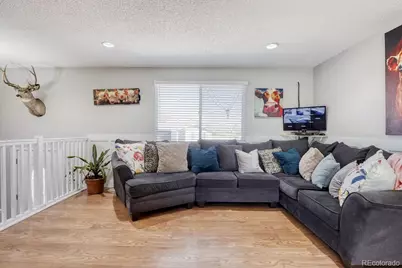 5303 Elkhart, Denver, CO 80239 - Photo 9