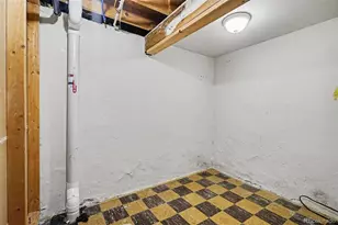 2935 S Clermont Dr, Denver, CO 80222 - Photo 21