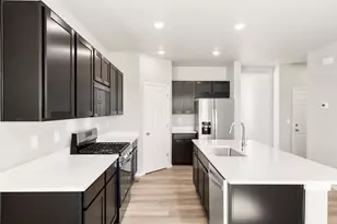 8940 Sedalia St, Commerce City, CO 80022 - Photo 9