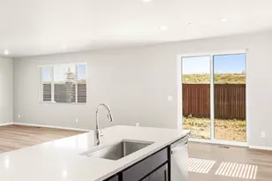 8940 Sedalia St, Commerce City, CO 80022 - Photo 13