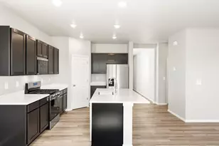 8940 Sedalia St, Commerce City, CO 80022 - Photo 9