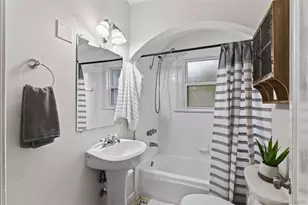 3220 N Madison St, Denver, CO 80205 - Photo 23