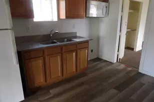 935 Walnut St, Brighton, CO 80601 - Photo 5