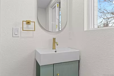 1558 S Laredo Court, Aurora, CO 80017 - Photo 19