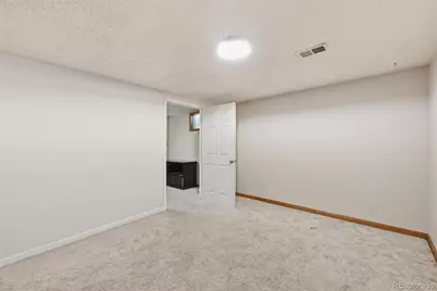 424 W Union Avenue, La Salle, CO 80645 - Photo 21