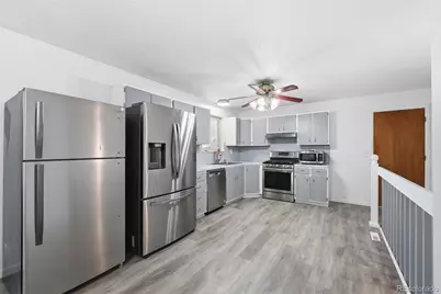 424 W Union Avenue, La Salle, CO 80645 - Photo 5