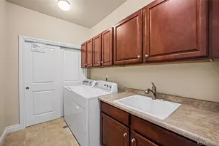 9198 RidgeGate Pkwy, Lone Tree, CO 80124 - Photo 29