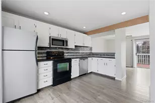 2054 Sunridge Cir, Broomfield, CO 80020 - Photo 7