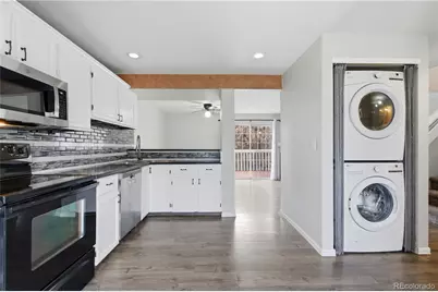 2054 Sunridge Circle, Broomfield, CO 80020 - Photo 11