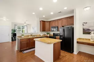 3652 S Perth Cir, Aurora, CO 80013 - Photo 9