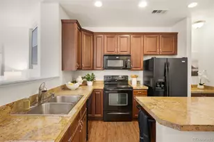 3652 S Perth Cir, Aurora, CO 80013 - Photo 11