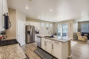 27227 E Maple Ave, Aurora, CO 80018 - Photo 7