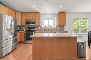 1510 S De Gaulle Cir, Aurora, CO 80018 - Photo 7